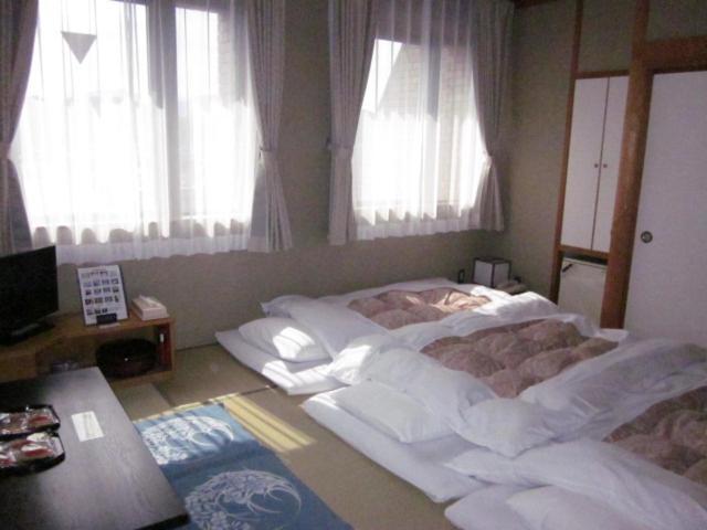 Hôtel Ayun Takayama Central Extérieur photo